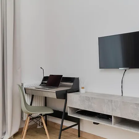Apartmán Modern Slonimskiego With Balcony By Renters
