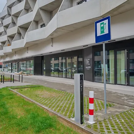 Modern Slonimskiego With Balcony By Renters Apartmán Vratislav