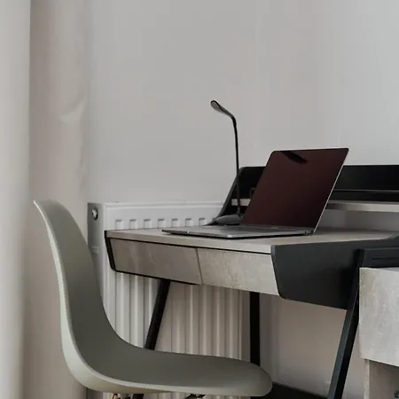 Apartamento Modern Slonimskiego With Balcony By Renters *