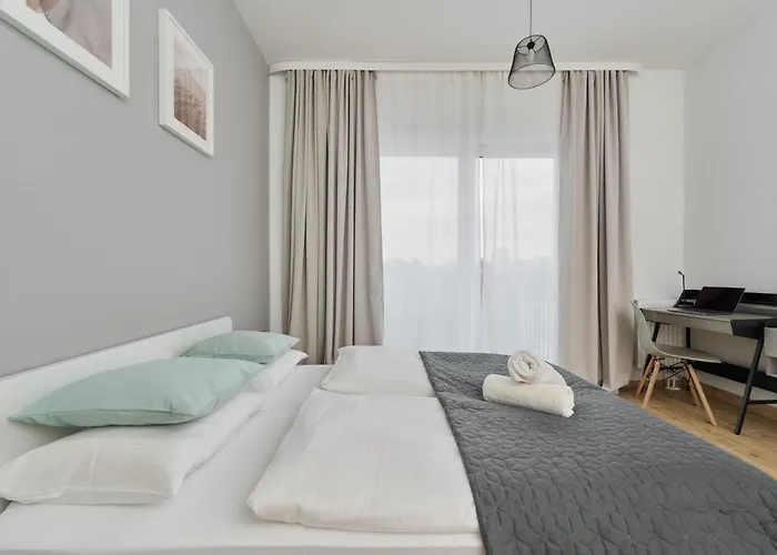 Apartamento Modern Slonimskiego With Balcony By Renters *