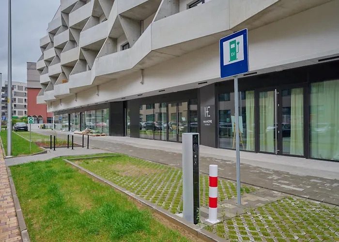 Modern Slonimskiego With Balcony By Renters Apartamento Wrocław